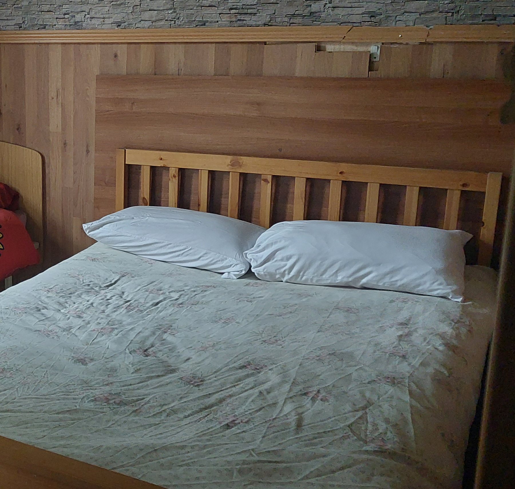 RK Heritage Hotel double room photograph